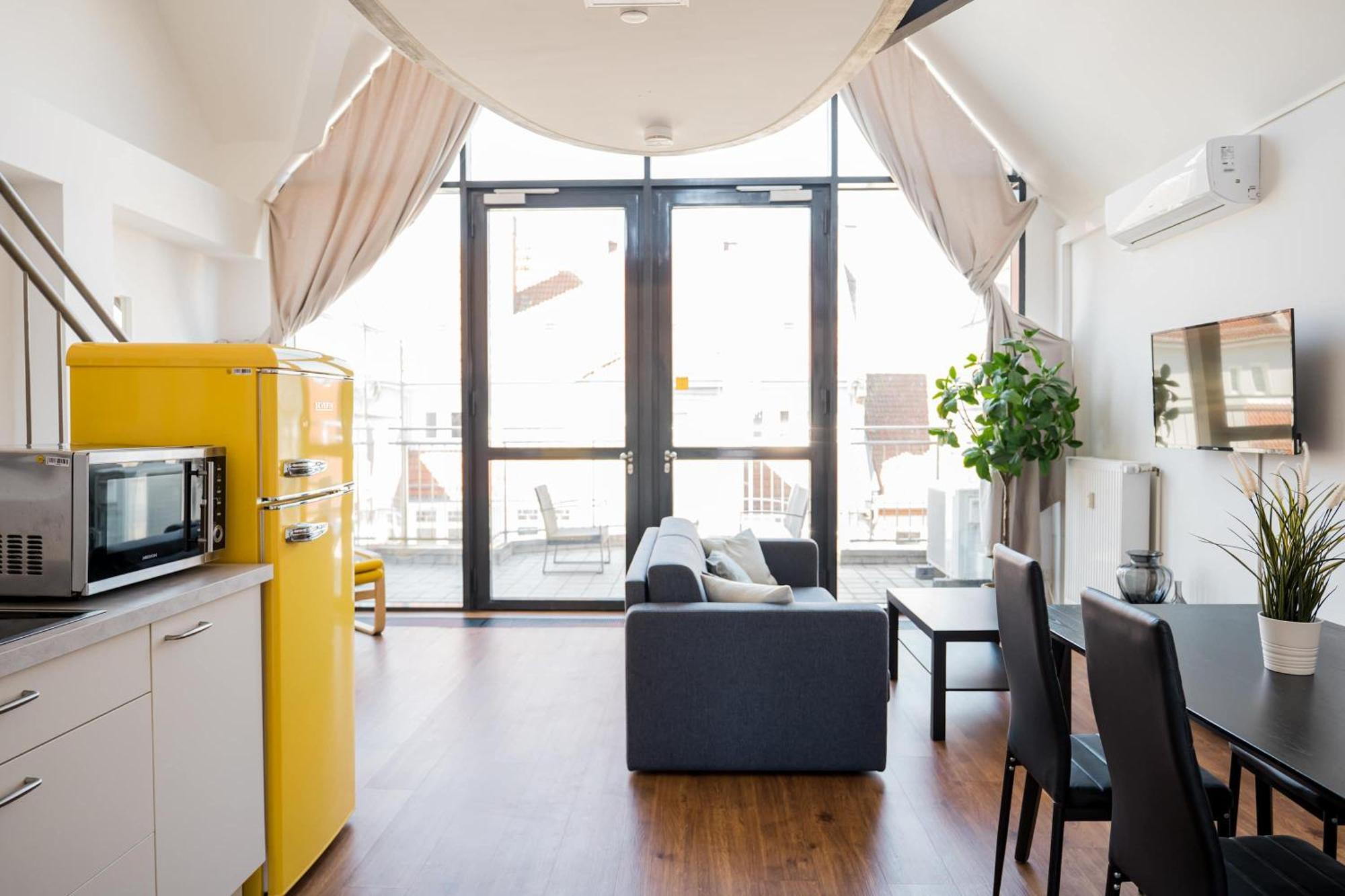 Fantastic Loft With Balcony Lejlighed Berlin Eksteriør billede